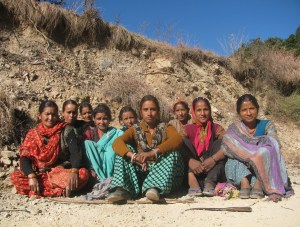 The women we met, out cutting grass (Photo: Shyam G Menon)