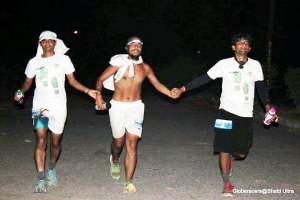 From the Bhatti Lakes Ultra, Inderpal (centre) crossing the 160km-mark with Bhupender Singh Rajput (Photo: courtesy Inderpal Singh Khalsa)