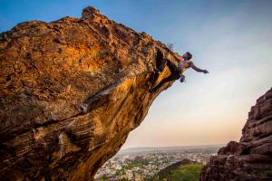 Praveen, climbing in Badami (Photo: Jyothy Karat)